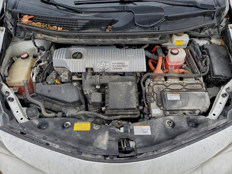 Фото 12 - TOYOTA PRIUS