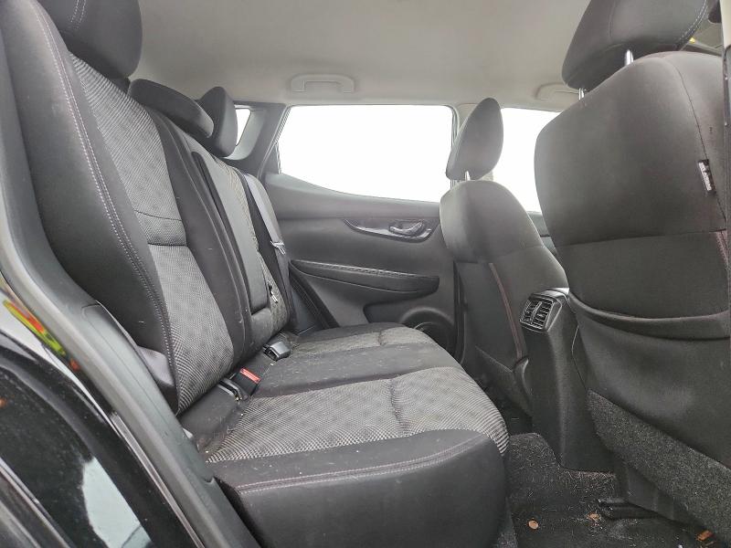 Фото 10 - NISSAN ROGUE