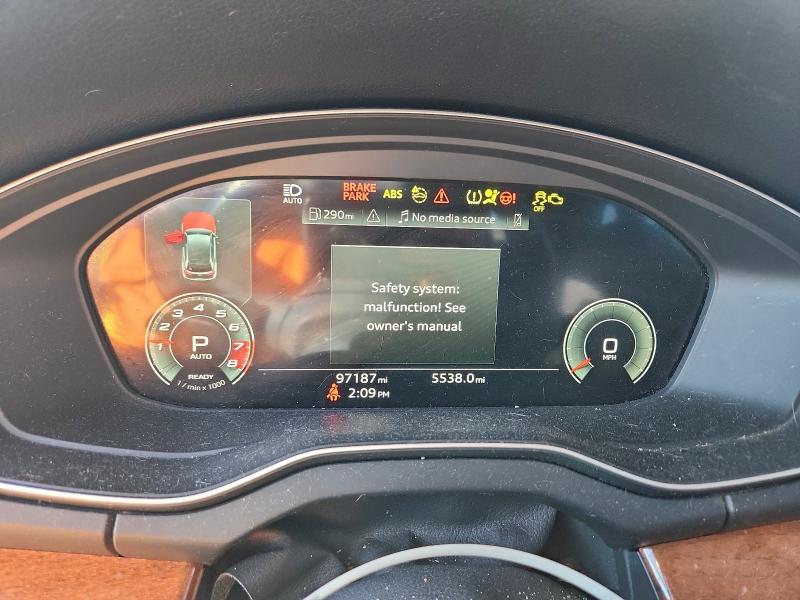 Фото 9 - AUDI Q5