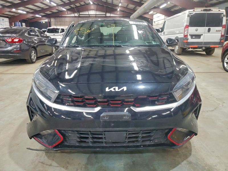 Фото 5 - KIA FORTE