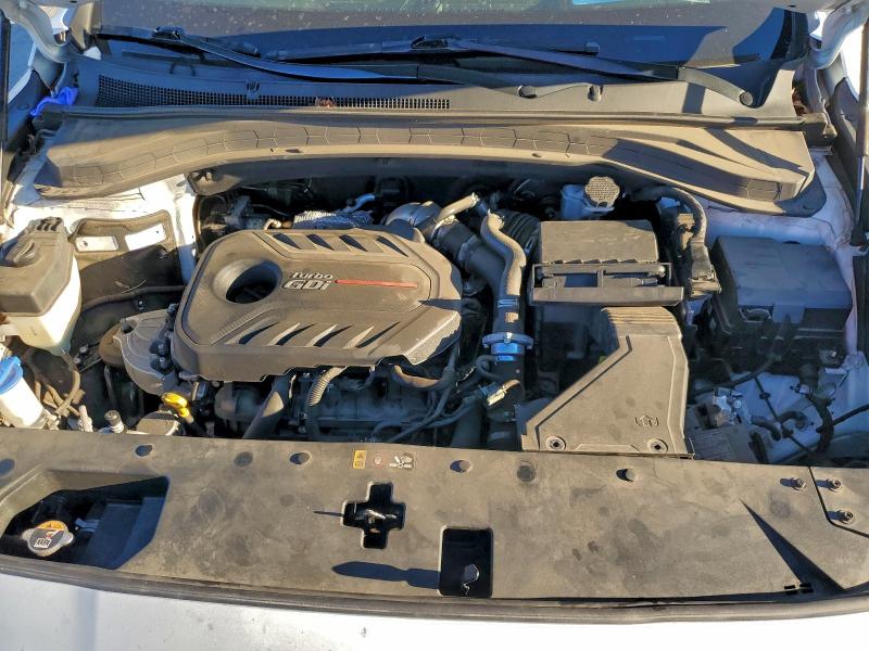 Фото 12 - HYUNDAI SANTA FE