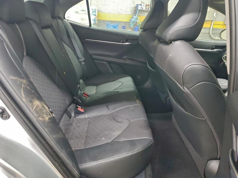 Фото 10 - TOYOTA CAMRY