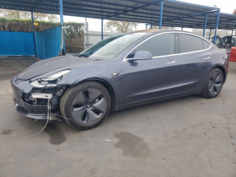 Фото 1 - TESLA MODEL 3