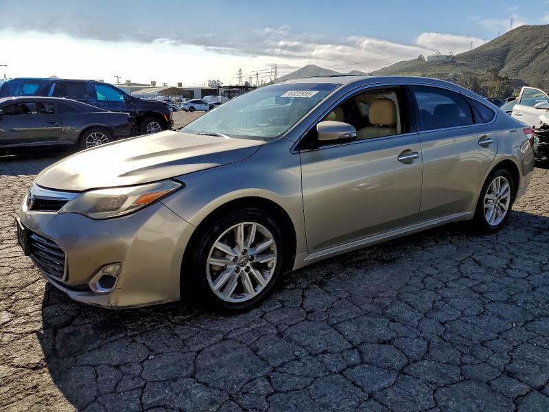 Фото 1 - TOYOTA AVALON