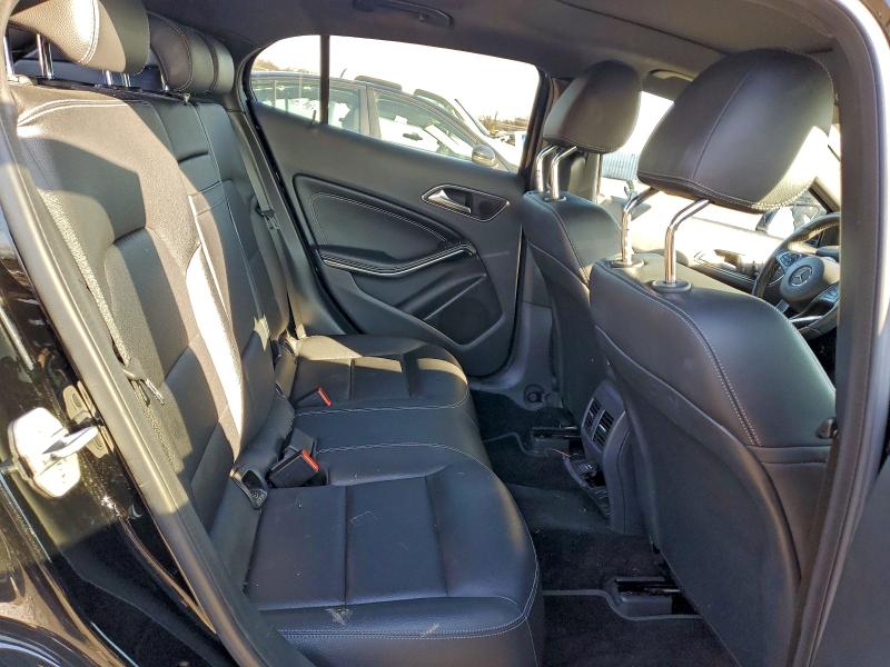 Фото 11 - MERCEDES-BENZ GLA-CLASS