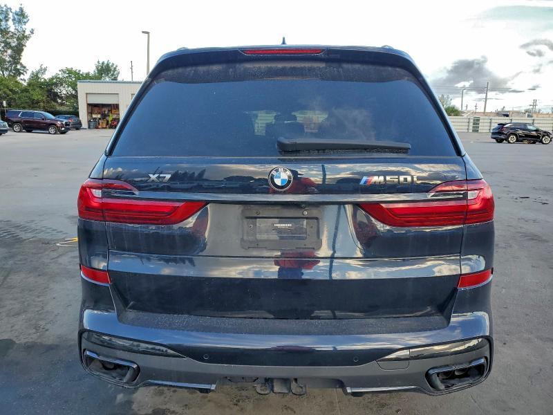 Фото 6 - BMW X7