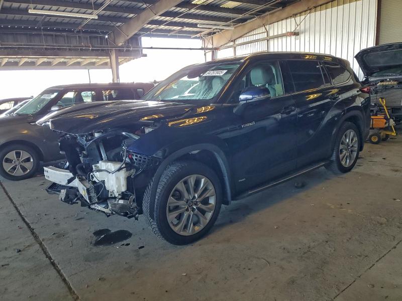 Фото 1 - TOYOTA HIGHLANDER