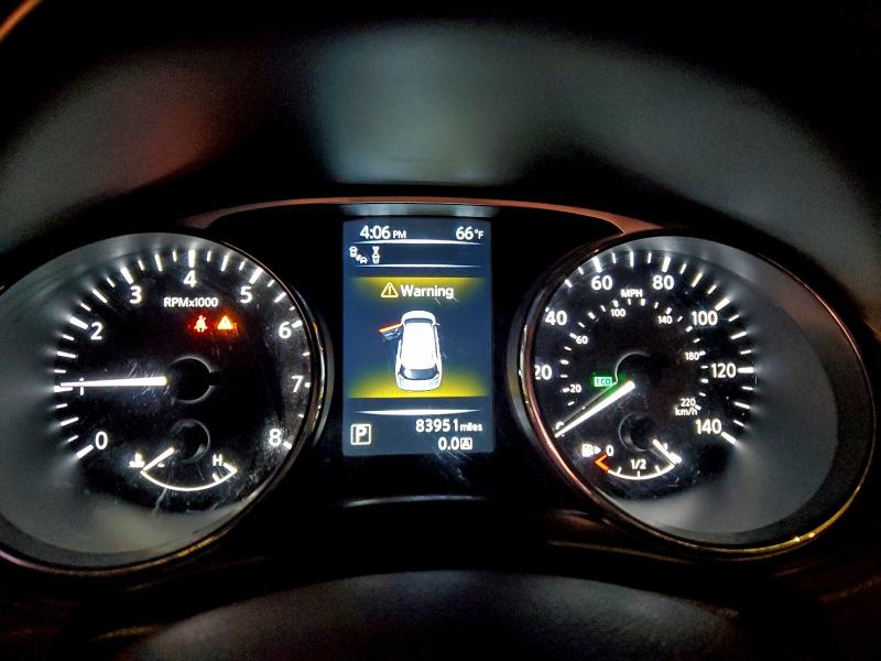 Фото 9 - NISSAN ROGUE