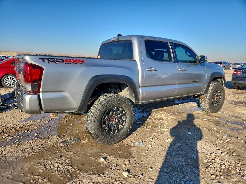 Фото 3 - TOYOTA TACOMA