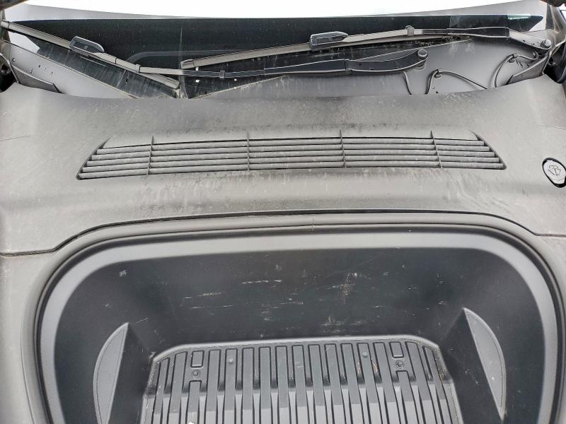 Фото 12 - TESLA MODEL Y