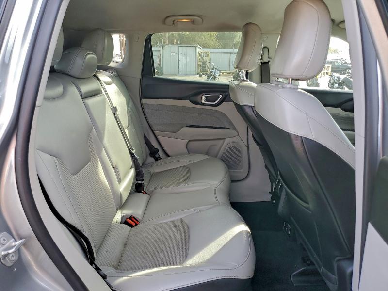 Фото 11 - JEEP COMPASS