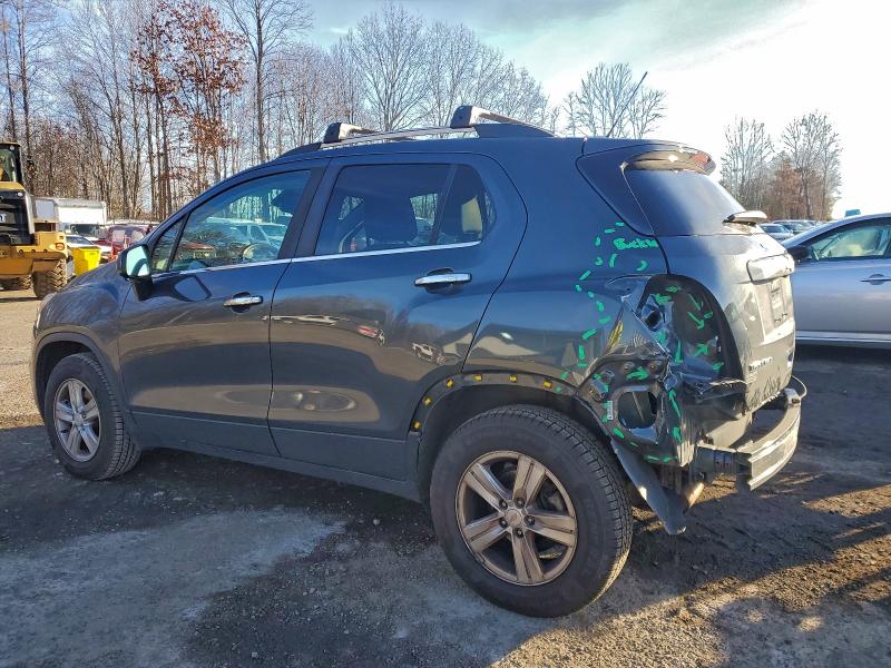 Фото 2 - CHEVROLET TRAX