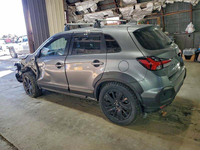 Фото 2 - MITSUBISHI OUTLANDER