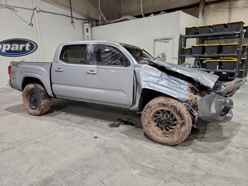 Фото 4 - TOYOTA TACOMA