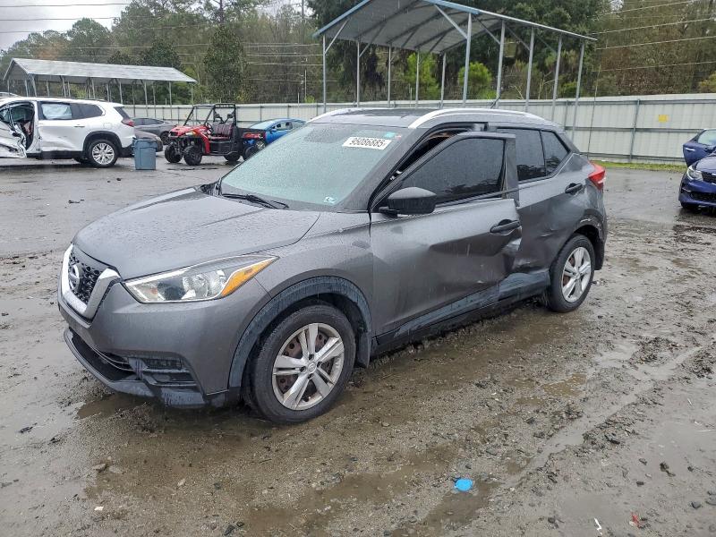 Фото 1 - NISSAN KICKS