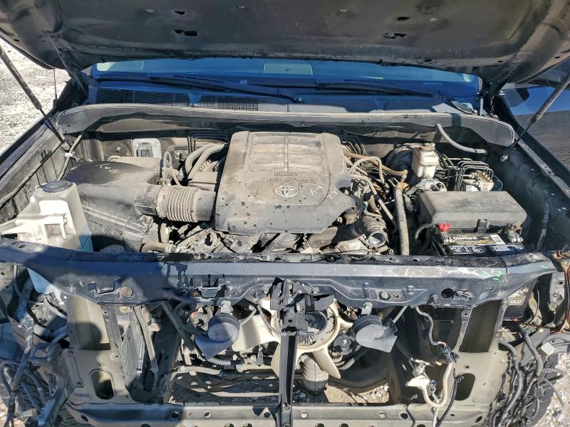 Фото 11 - TOYOTA TUNDRA