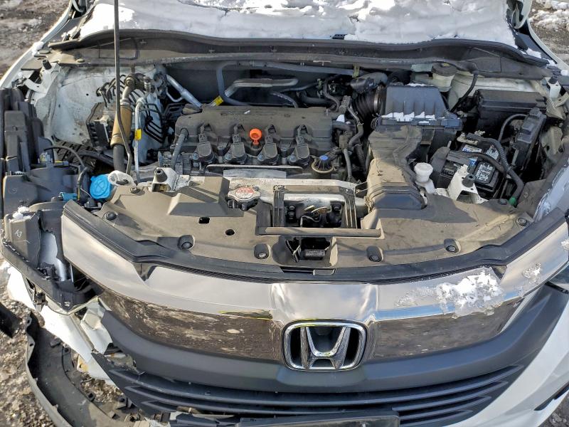 Фото 11 - HONDA HR-V