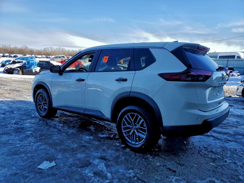 Фото 2 - NISSAN ROGUE
