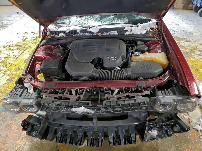 Фото 11 - DODGE CHALLENGER