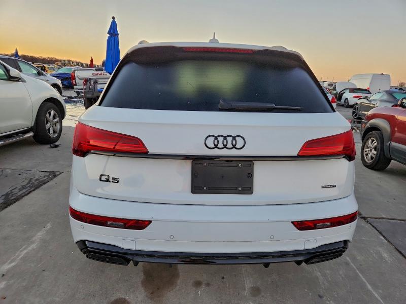 Фото 6 - AUDI Q5