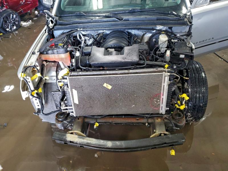 Фото 12 - CHEVROLET SUBURBAN