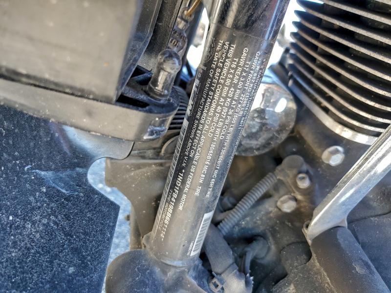 HARLEY-DAVIDSON FL 2011