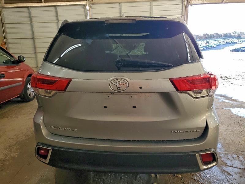 Фото 6 - TOYOTA HIGHLANDER