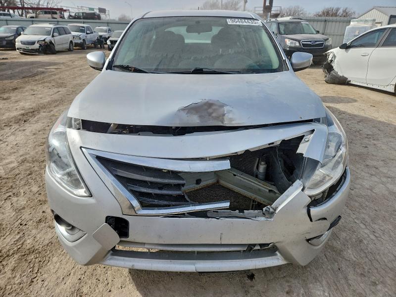 Фото 5 - NISSAN VERSA