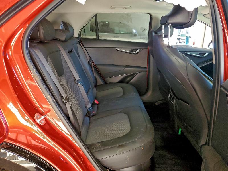 Фото 10 - KIA NIRO