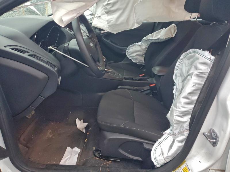 Фото 7 - FORD FOCUS