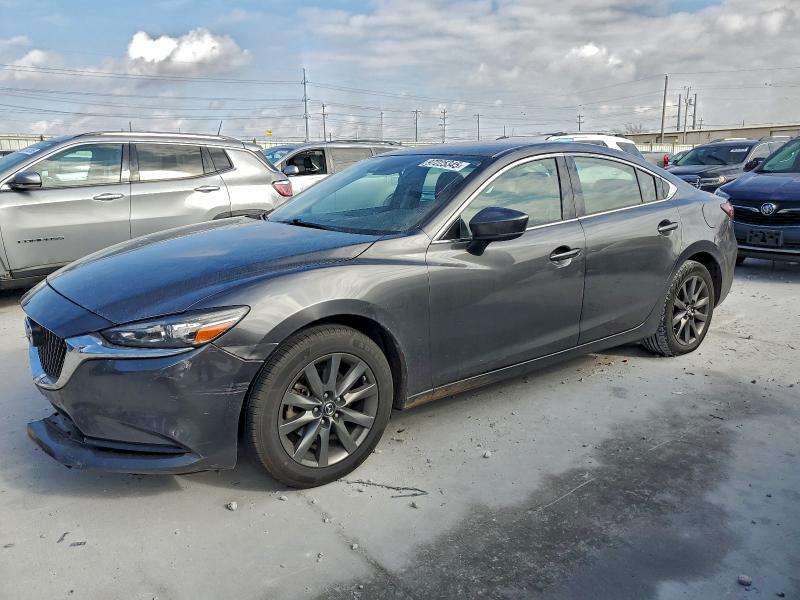 Фото 1 - MAZDA 6