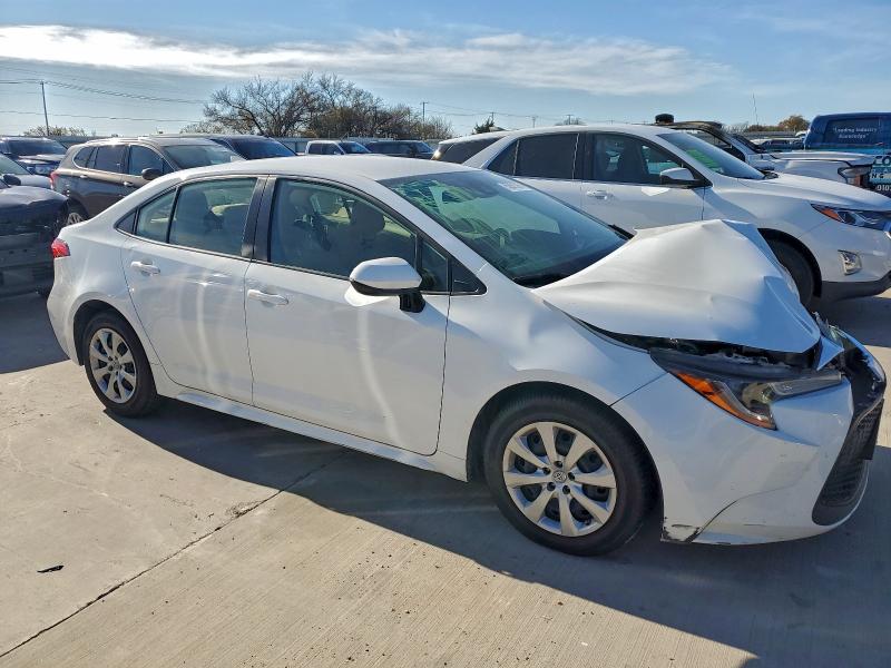 Фото 4 - TOYOTA COROLLA