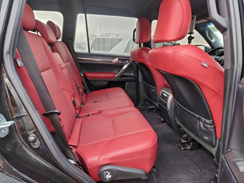 Фото 11 - LEXUS GX