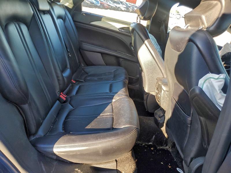 Фото 10 - LINCOLN MKZ