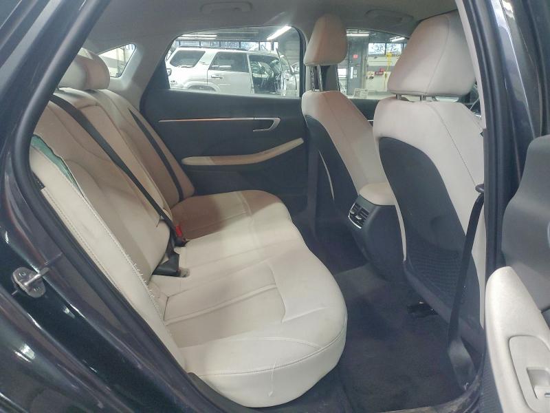 Фото 10 - HYUNDAI SONATA