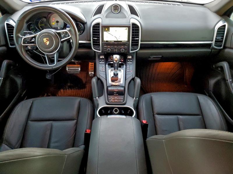 Фото 8 - PORSCHE CAYENNE