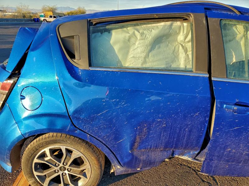 Фото 10 - CHEVROLET SONIC