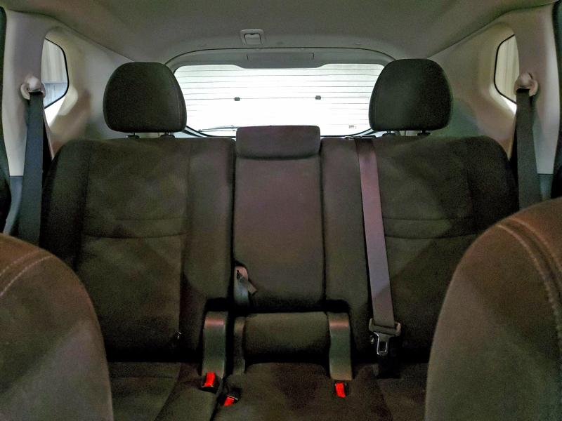 Фото 10 - NISSAN ROGUE