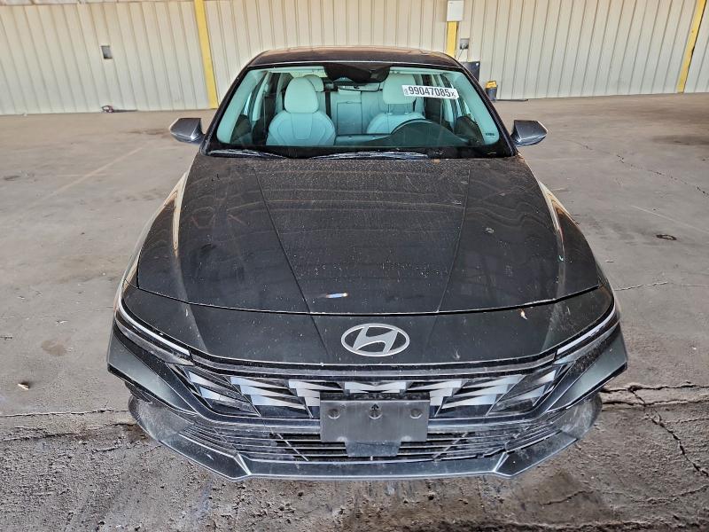 Фото 5 - HYUNDAI ELANTRA