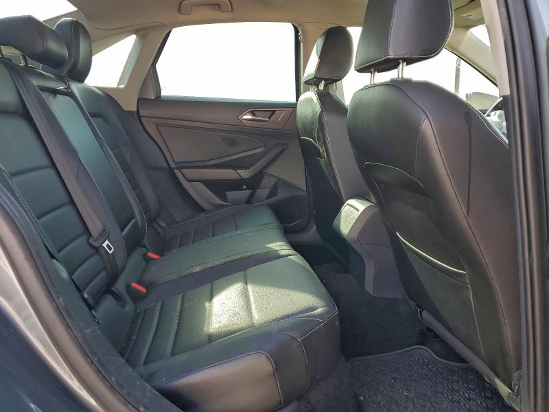 Фото 10 - VOLKSWAGEN JETTA