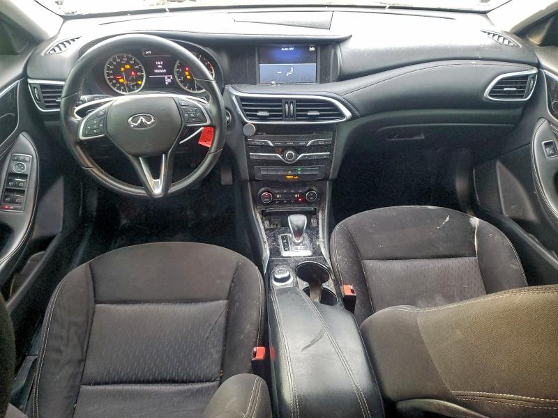 Фото 8 - INFINITI QX30