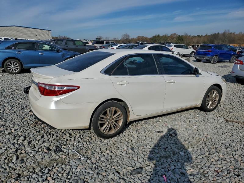 Фото 3 - TOYOTA CAMRY