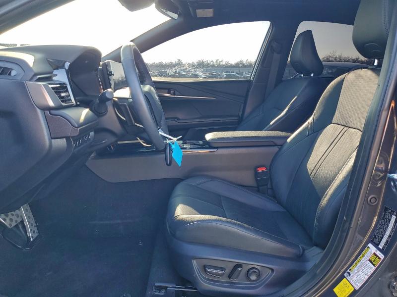 Фото 7 - TOYOTA CAMRY