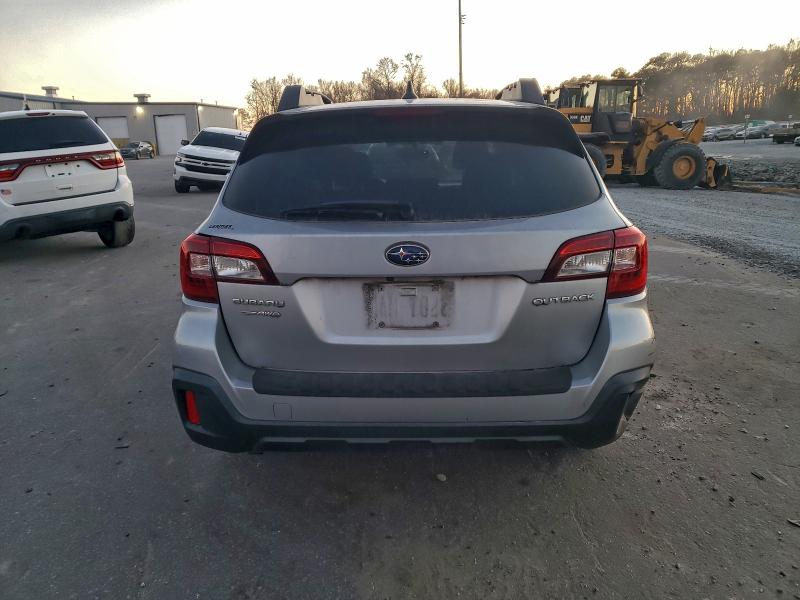 Фото 6 - SUBARU OUTBACK