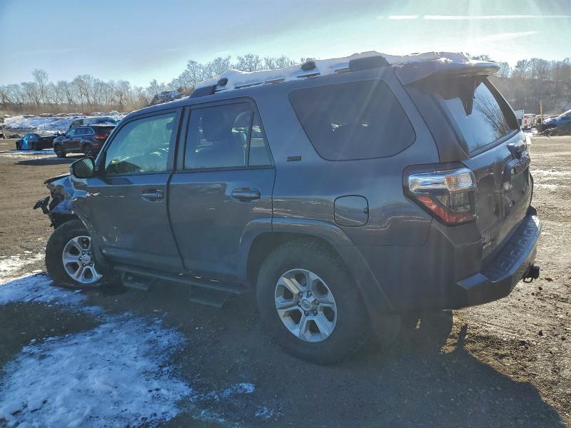 Фото 2 - TOYOTA 4RUNNER