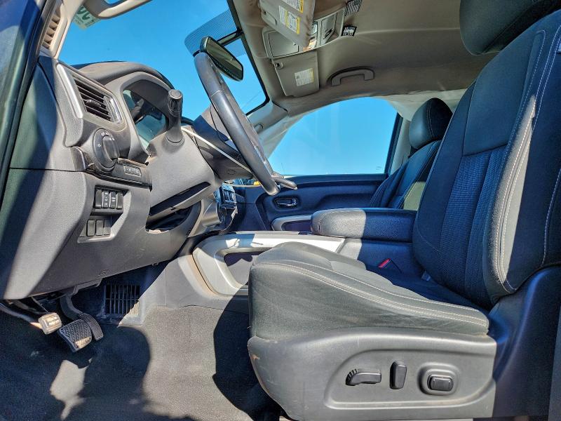 Фото 7 - NISSAN TITAN