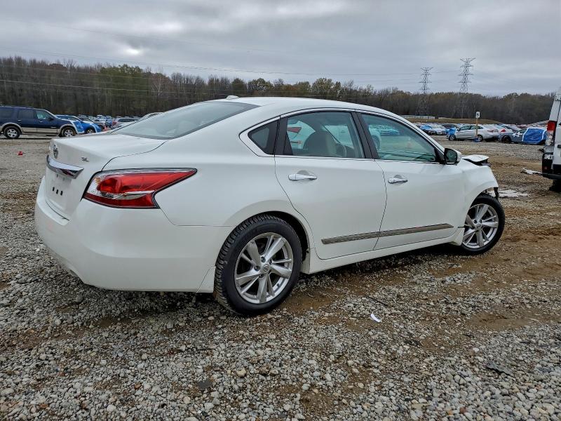 Фото 3 - NISSAN ALTIMA