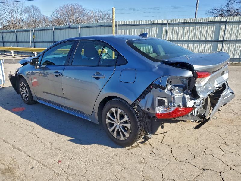 Фото 2 - TOYOTA COROLLA