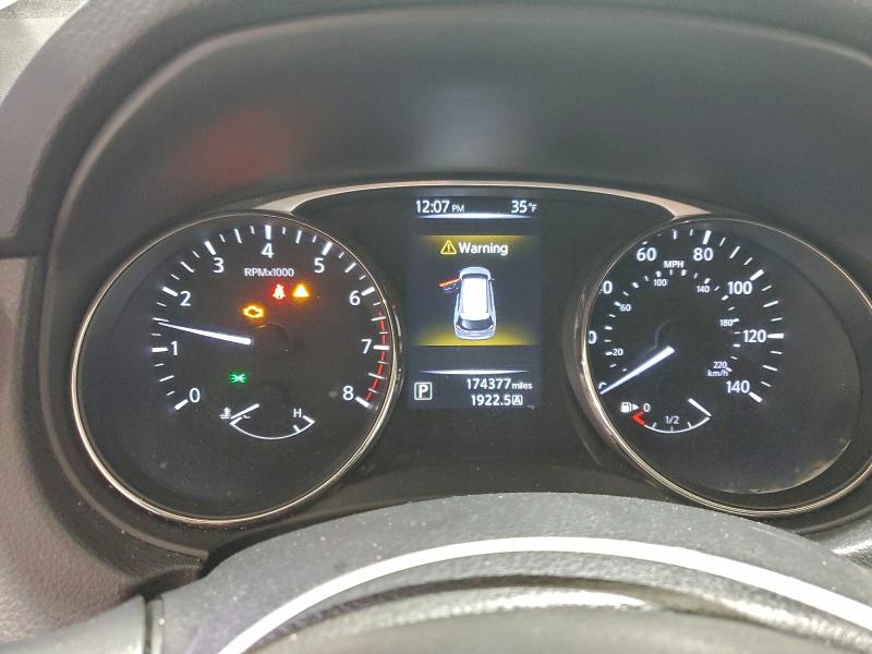 Фото 9 - NISSAN ROGUE