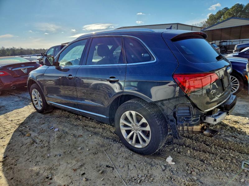 Фото 2 - AUDI Q5